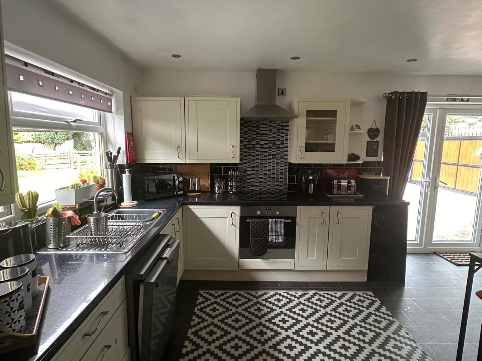 Shropshire Guestroom Seisdon Exterior foto